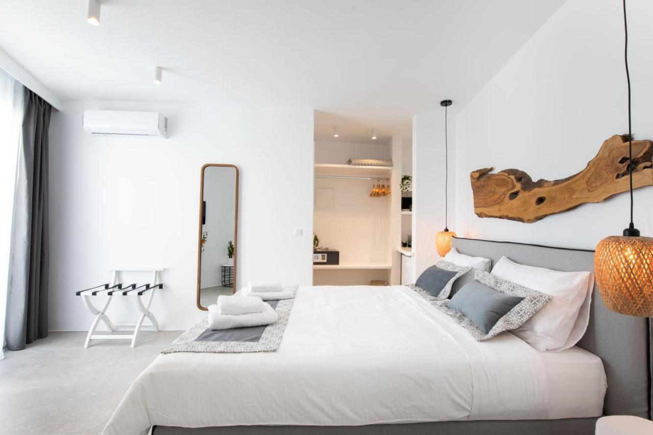Mytheo Aparthotel *